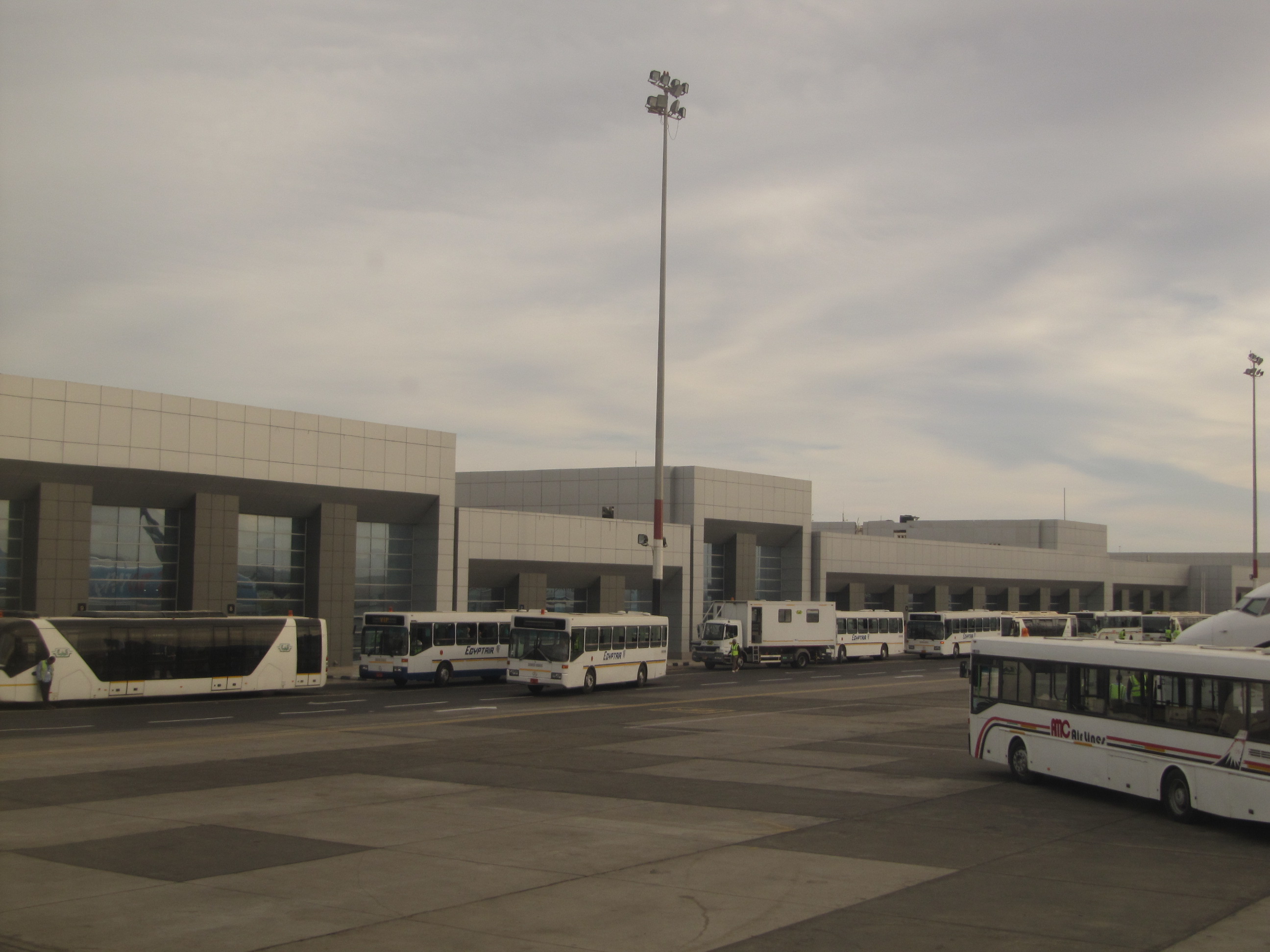 Аэропорт Хургада (Hurghada International Airport).