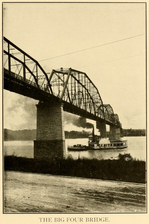 English: An old photo of the Big Four Bridge i...