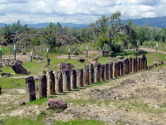 File:Villa de Leyva el infiernito.jpg