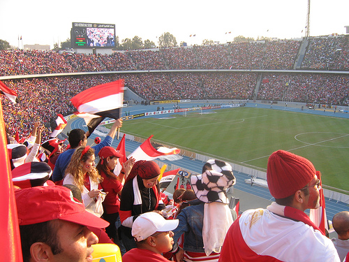 파일:Crowd in Cairo Stadium.jpg
