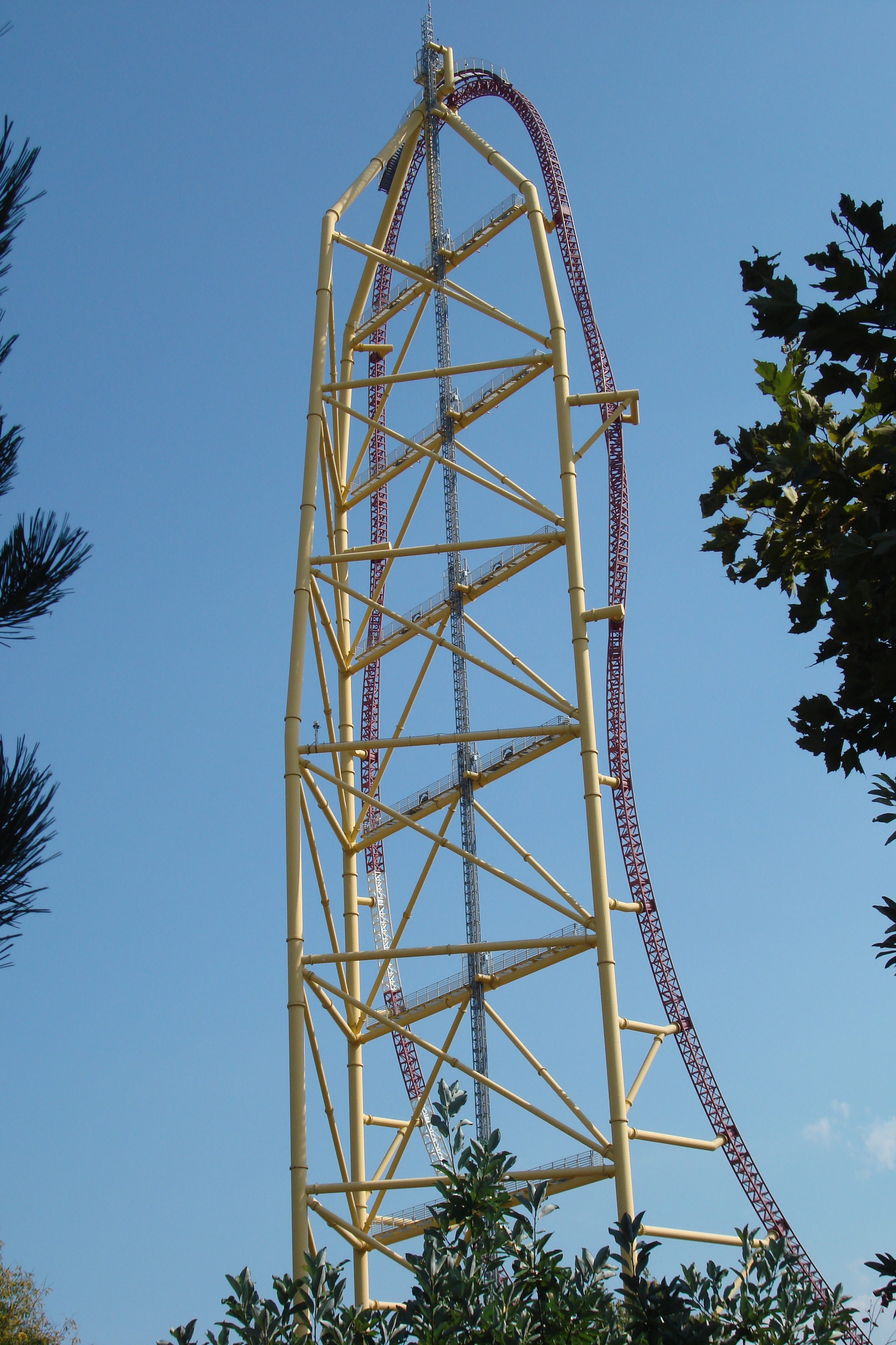 File:Top Thrill Dragster (Cedar Point) 01.jpg - Wikipedia, the free encyclopedia