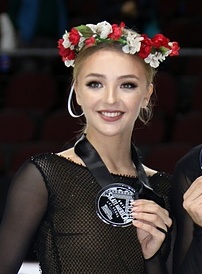 Aleksandra Stepanova ja Ivan Bukin Skate Americassa 2019.