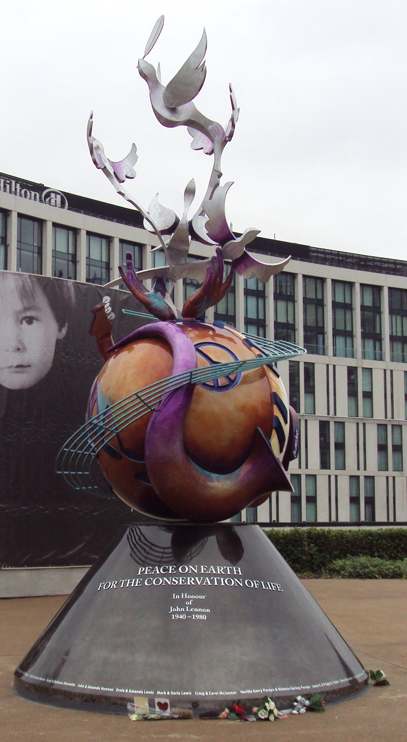 John+lennon+peace+monument+liverpool