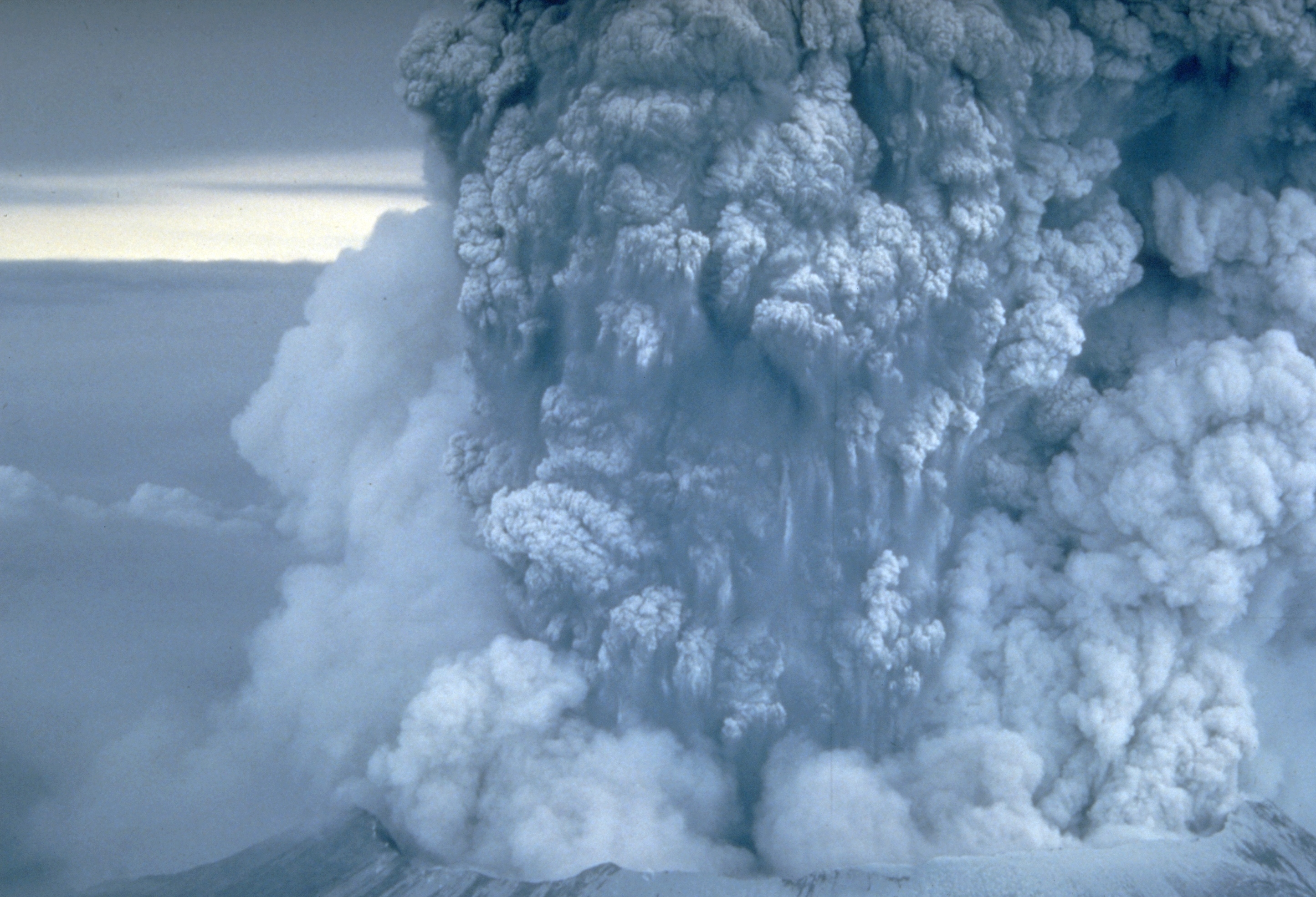 The Eruption Of Mount St. Helens! [1980]