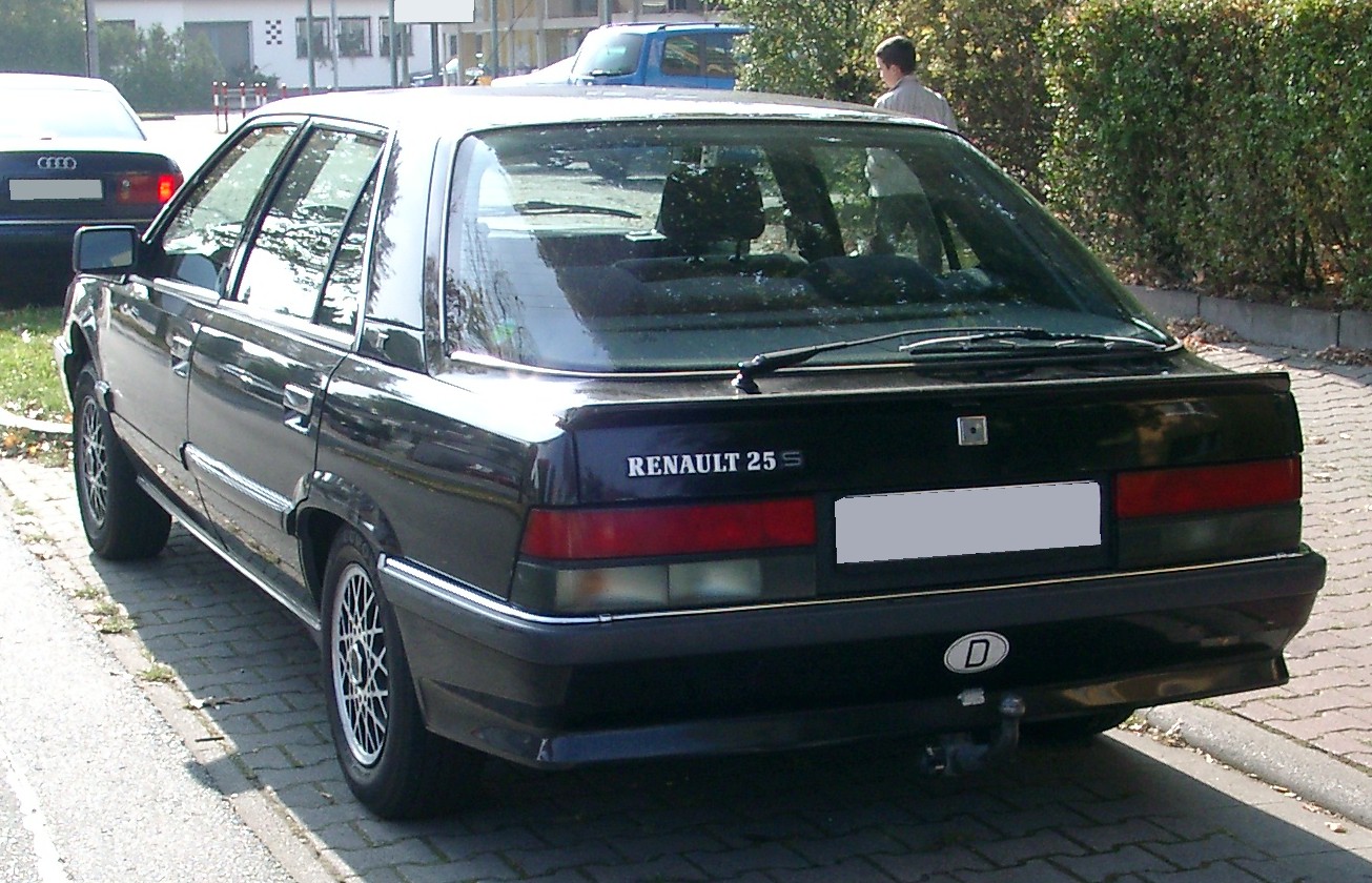 Renault_25_rear_20071011.jpg