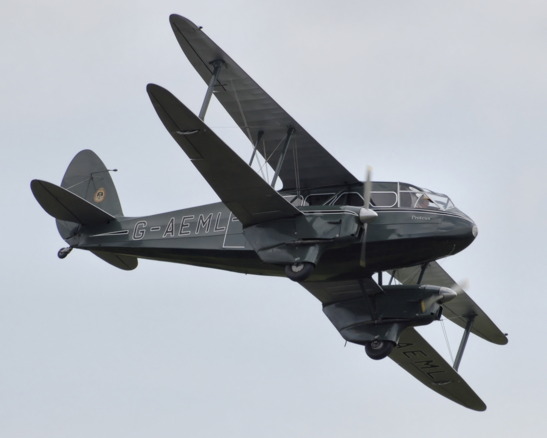 Dragon_rapide_g-aeml_flying_arp.jpg