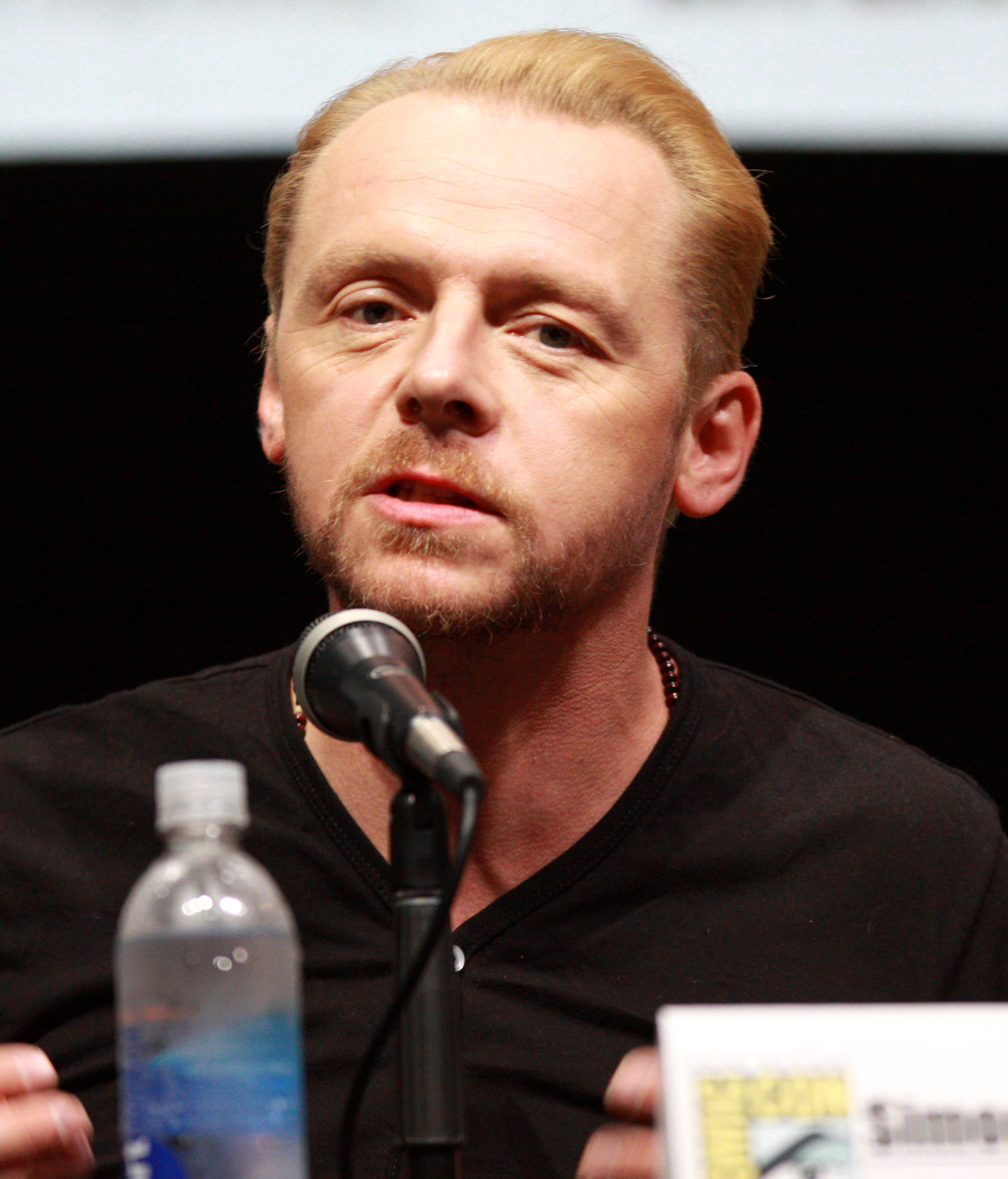 Simon Pegg couple