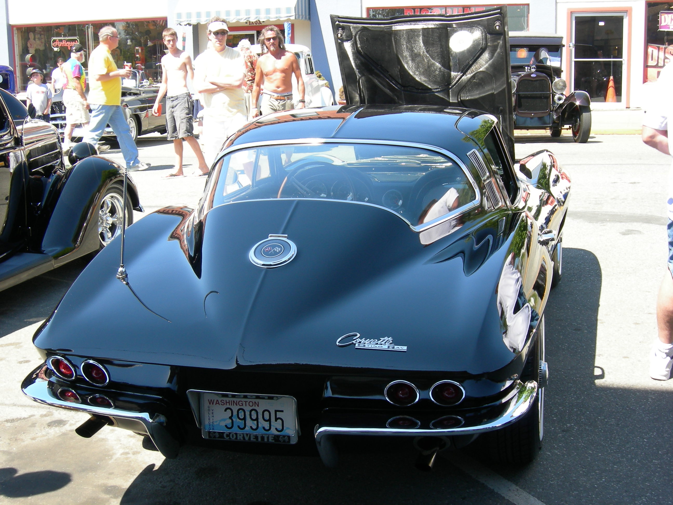 1964 corvette screen