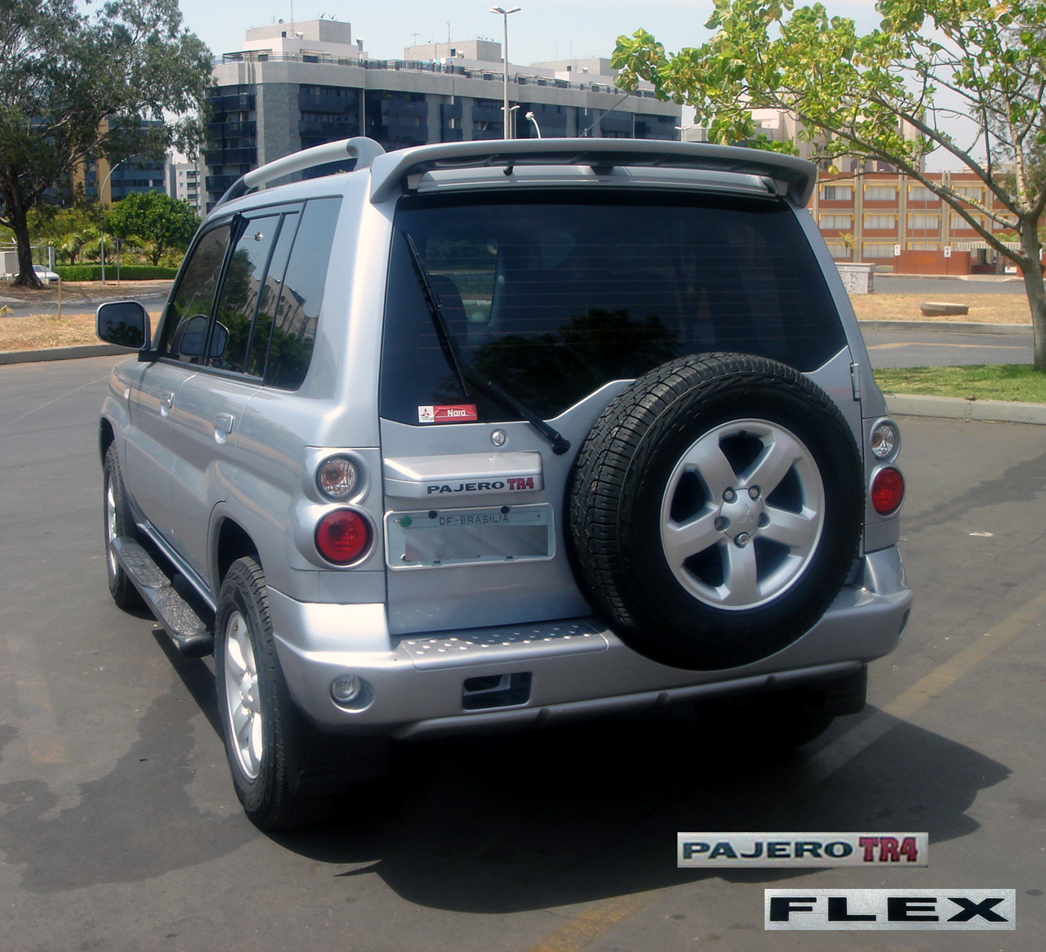 Cars Pajero