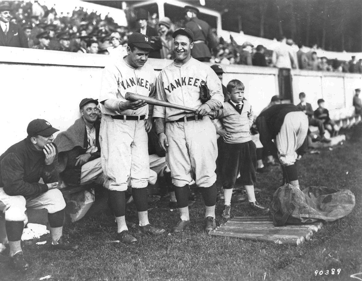 English: Babe Ruth and Lou Gehrig at United St...
