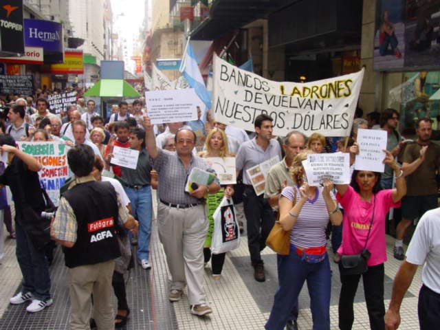 Cacerolazo Argentina 20012002jpg 640 480 pixels file size 69 KB 