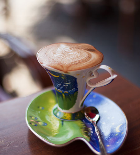Post-moderni cappuccino. Kuva: wikicommons