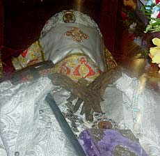 The incorrupt Relics of St. John (Maximovitch) at the time of his glorification in San Francisco in 1994 RelicsStJohnShanghai.jpg