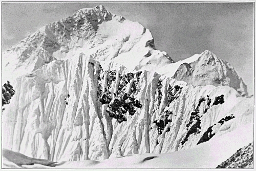 Summit of Makalu.