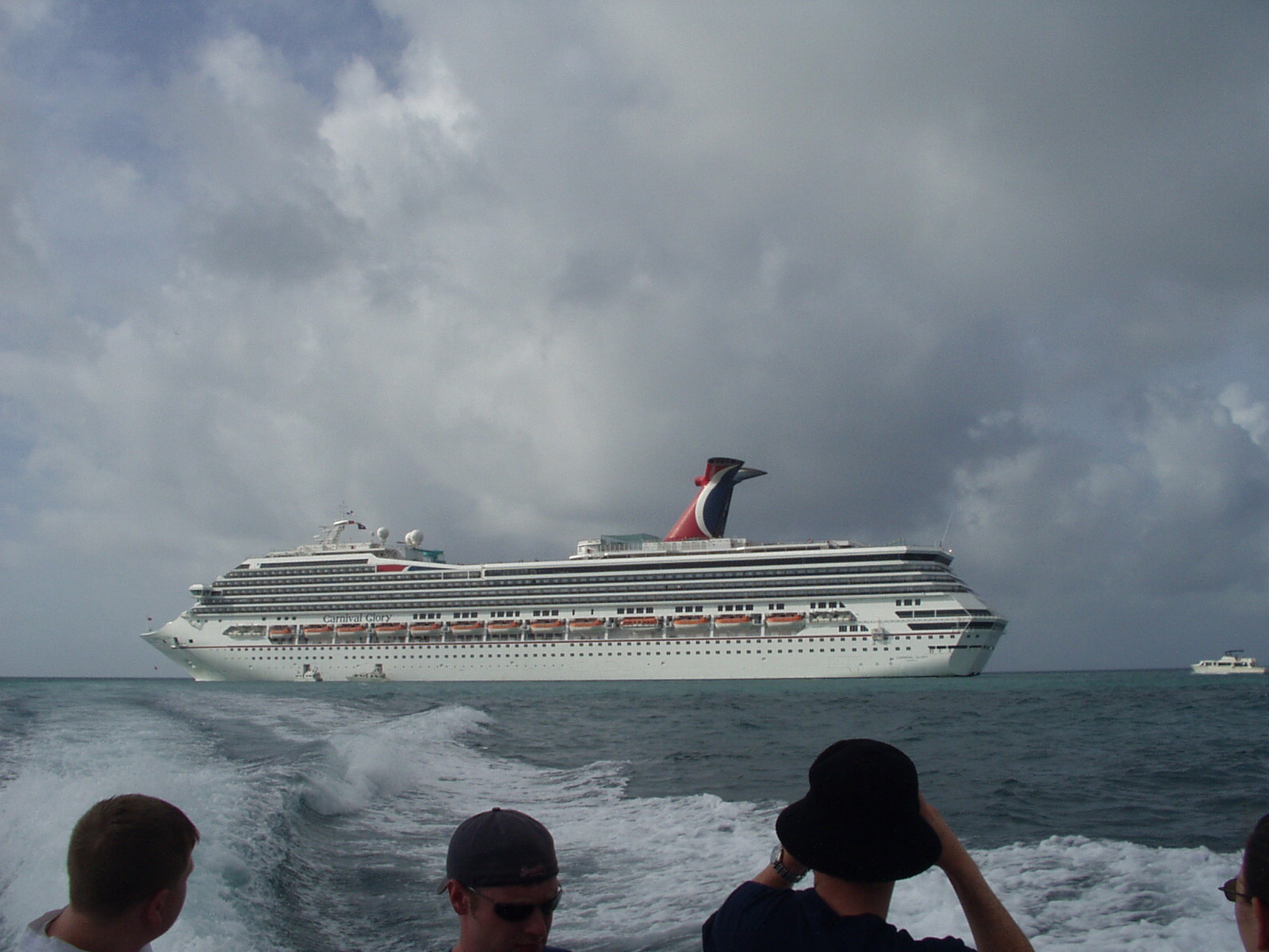 Carnival Glory Images