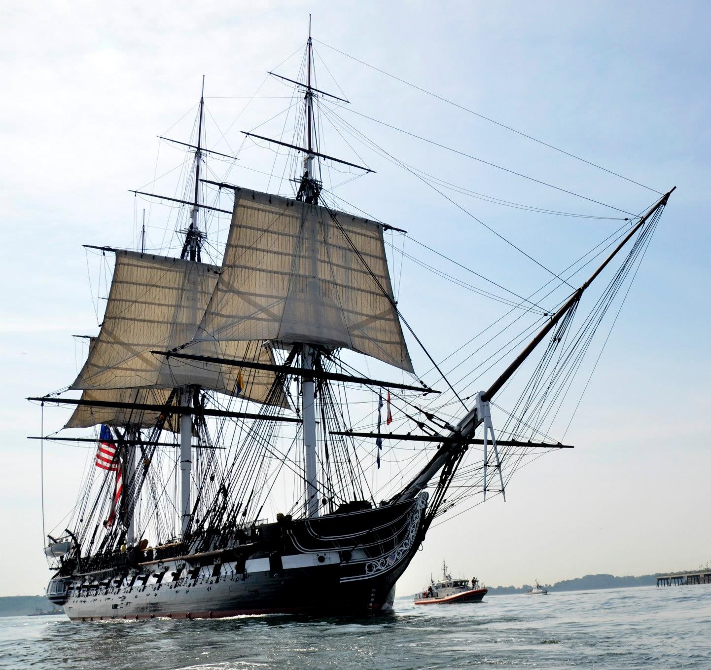 USS_Constitution_underway,_August_19,_20