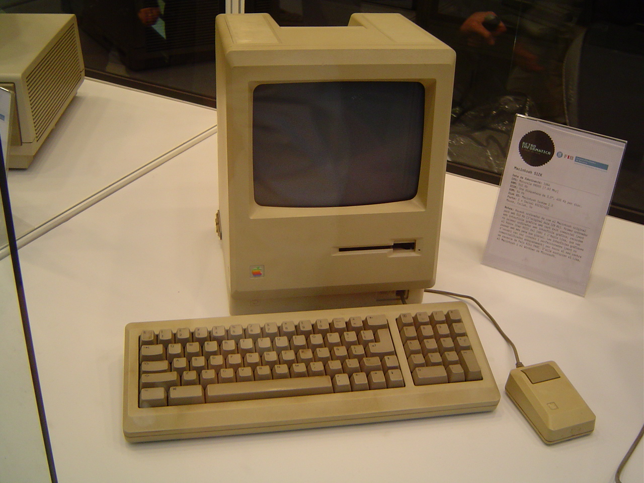קובץ:Old computer 2.jpg – ויקיפדיה