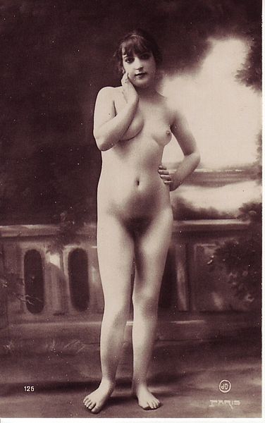 Nude women of the past