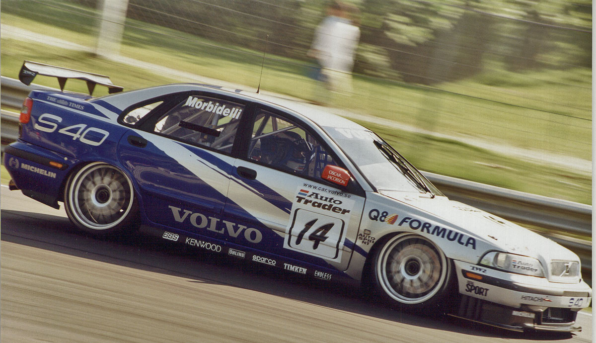 Gianni_Morbidelli_1998_BTCC.jpg