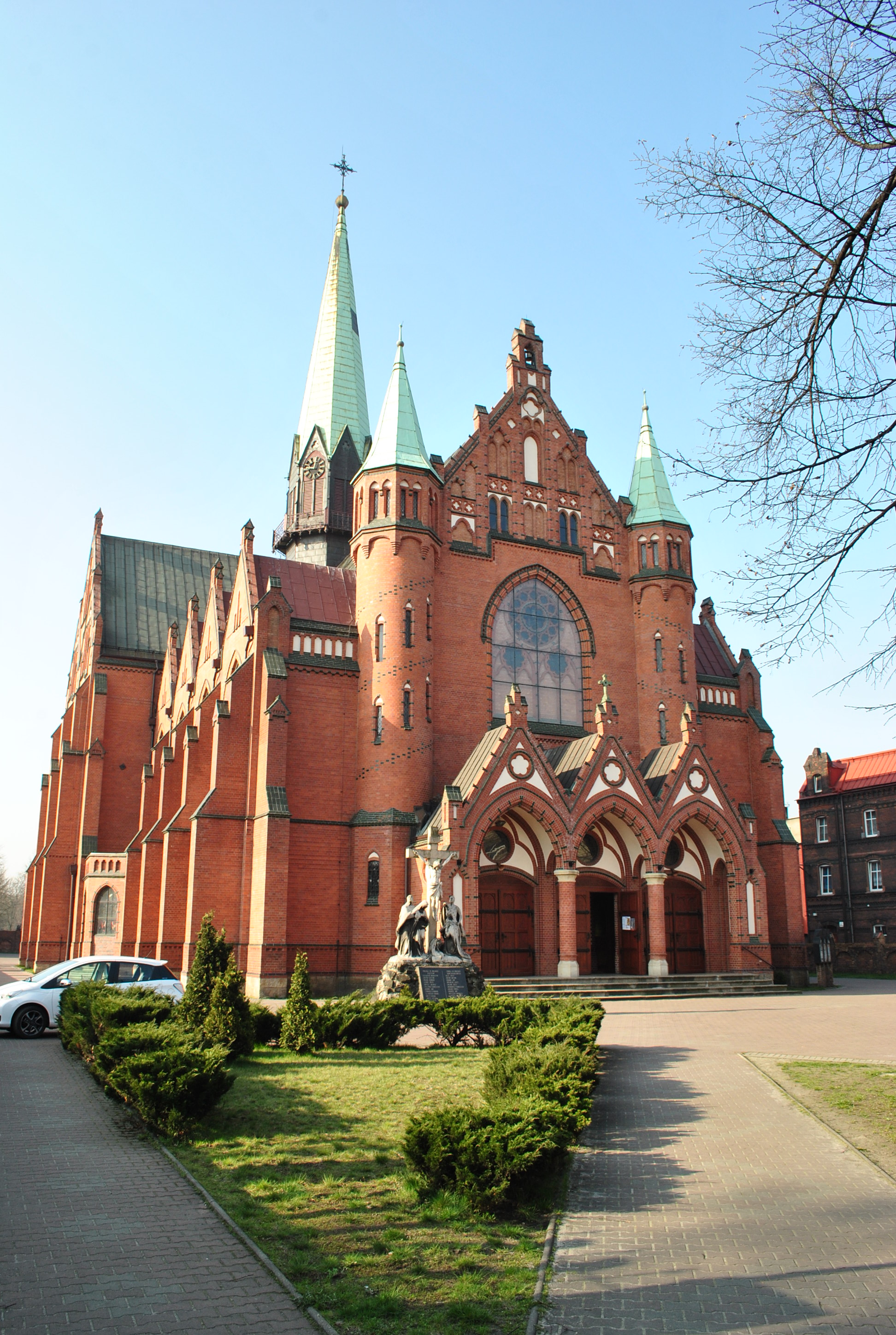 Kościół św. Józefa od strony ul. Gliwickiej