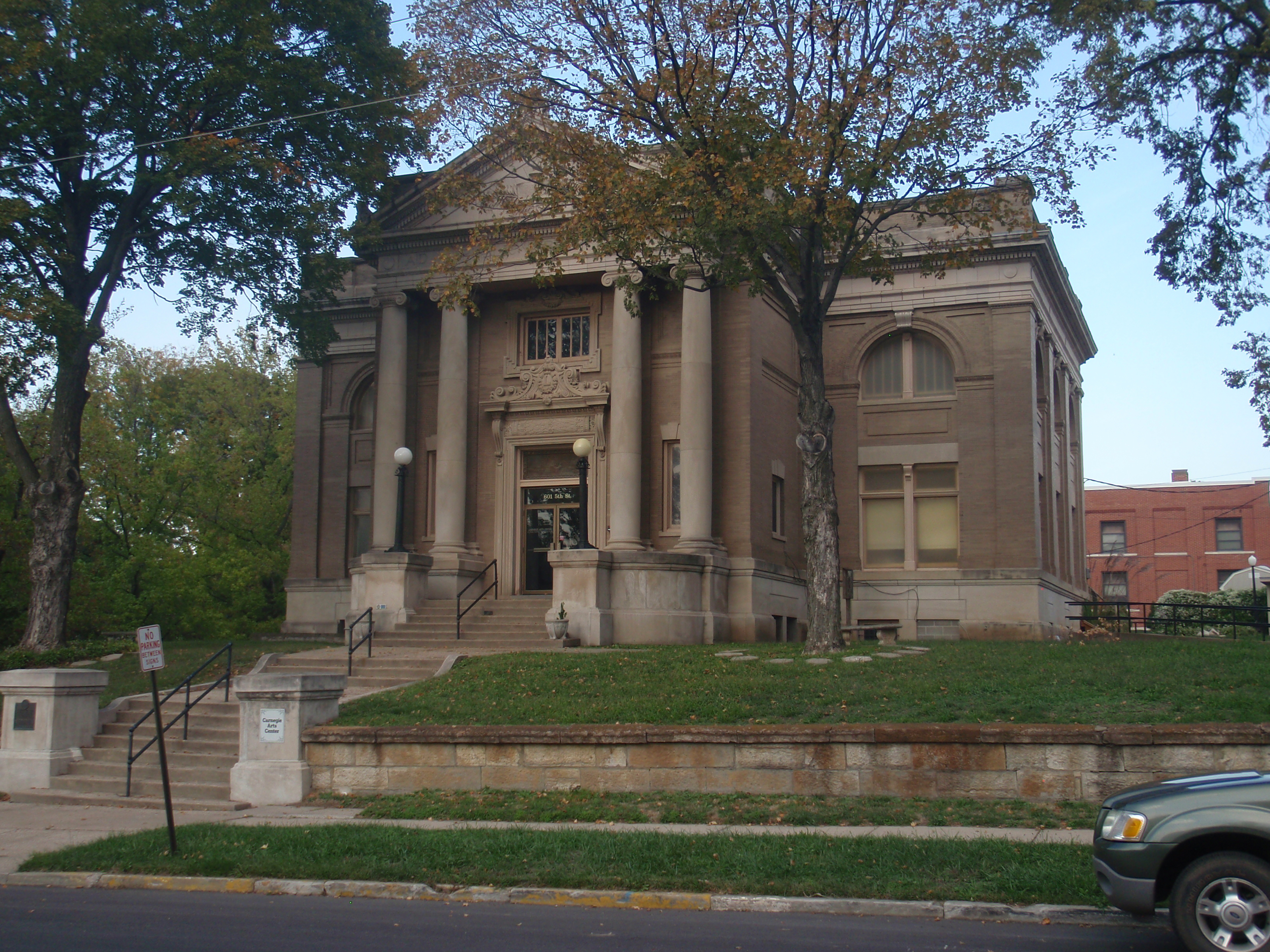 Leavenworth Ks Library Hours