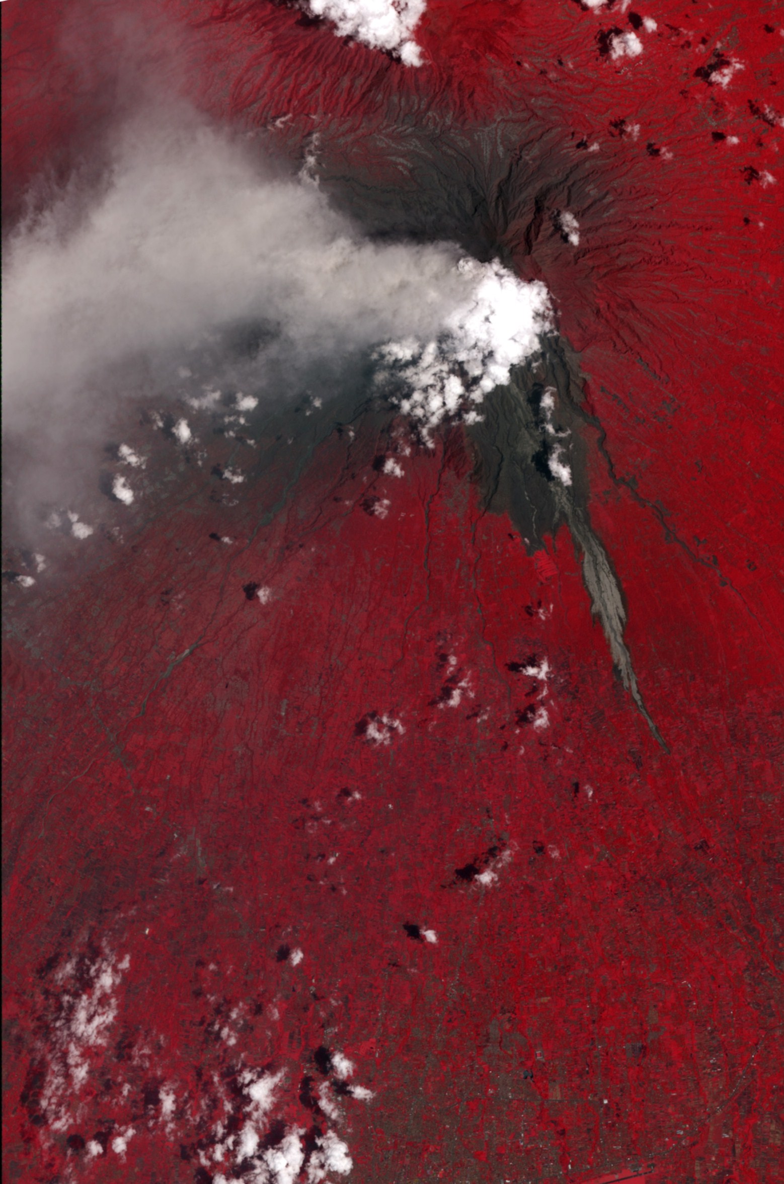 Извержение вулкана Маунт Мерапи