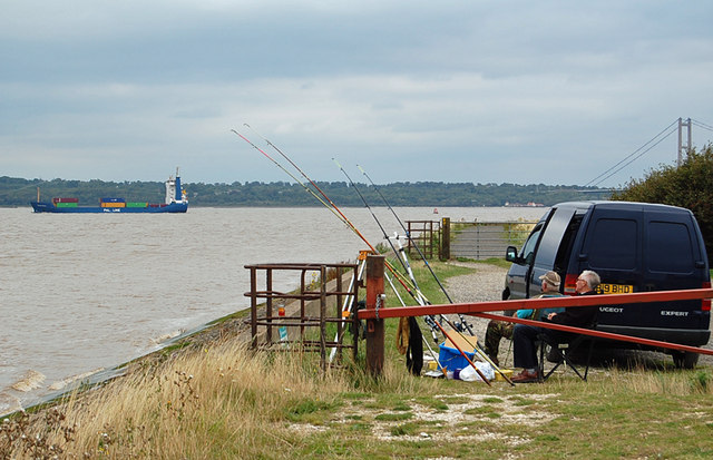On the banks of the Humber - geograph.org.uk - 937844.jpg