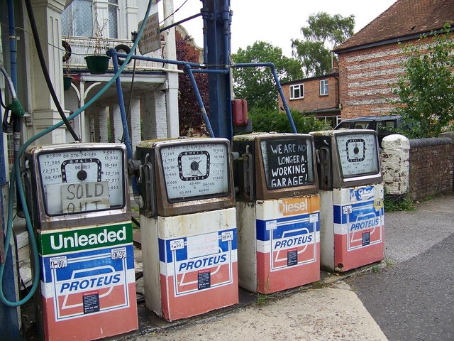 They_used_to_sell_petrol_-_geograph.org.uk_-_890190.jpg