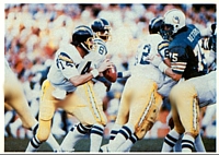 1986 Jeno's Pizza - 53 - Dan Fouts and Don Macek.jpg