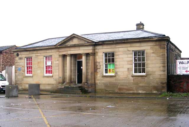 Aire_and_Calder_Navigation_Offices_near_