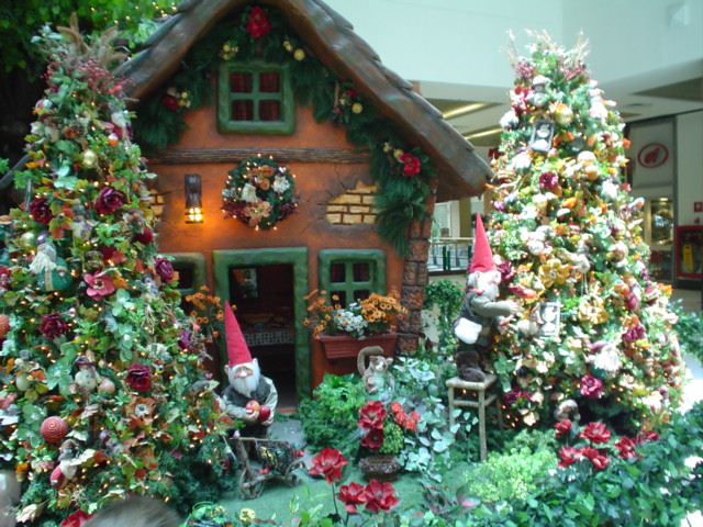 File:Christmas decoration (DSC04820).jpg