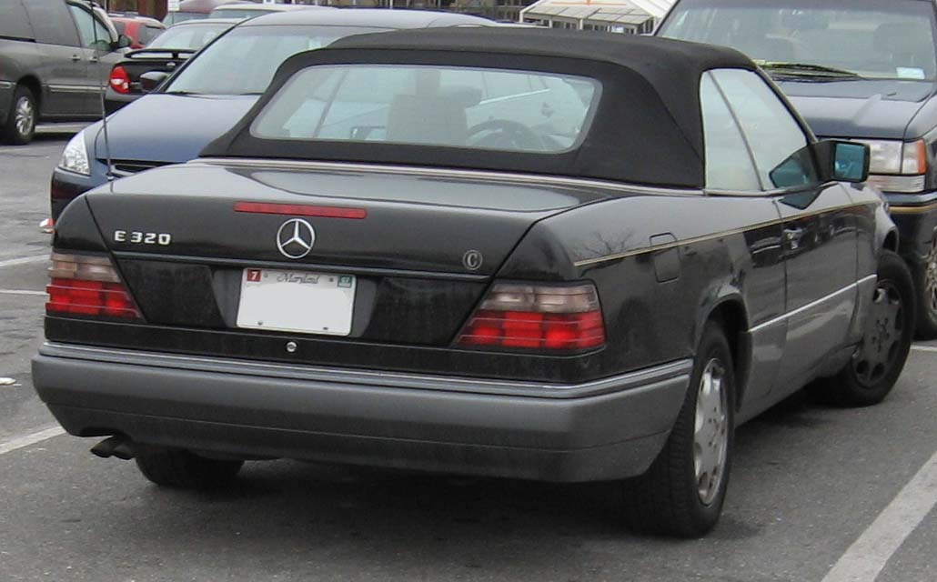 FileMercedesBenz E320 convertible W124jpg