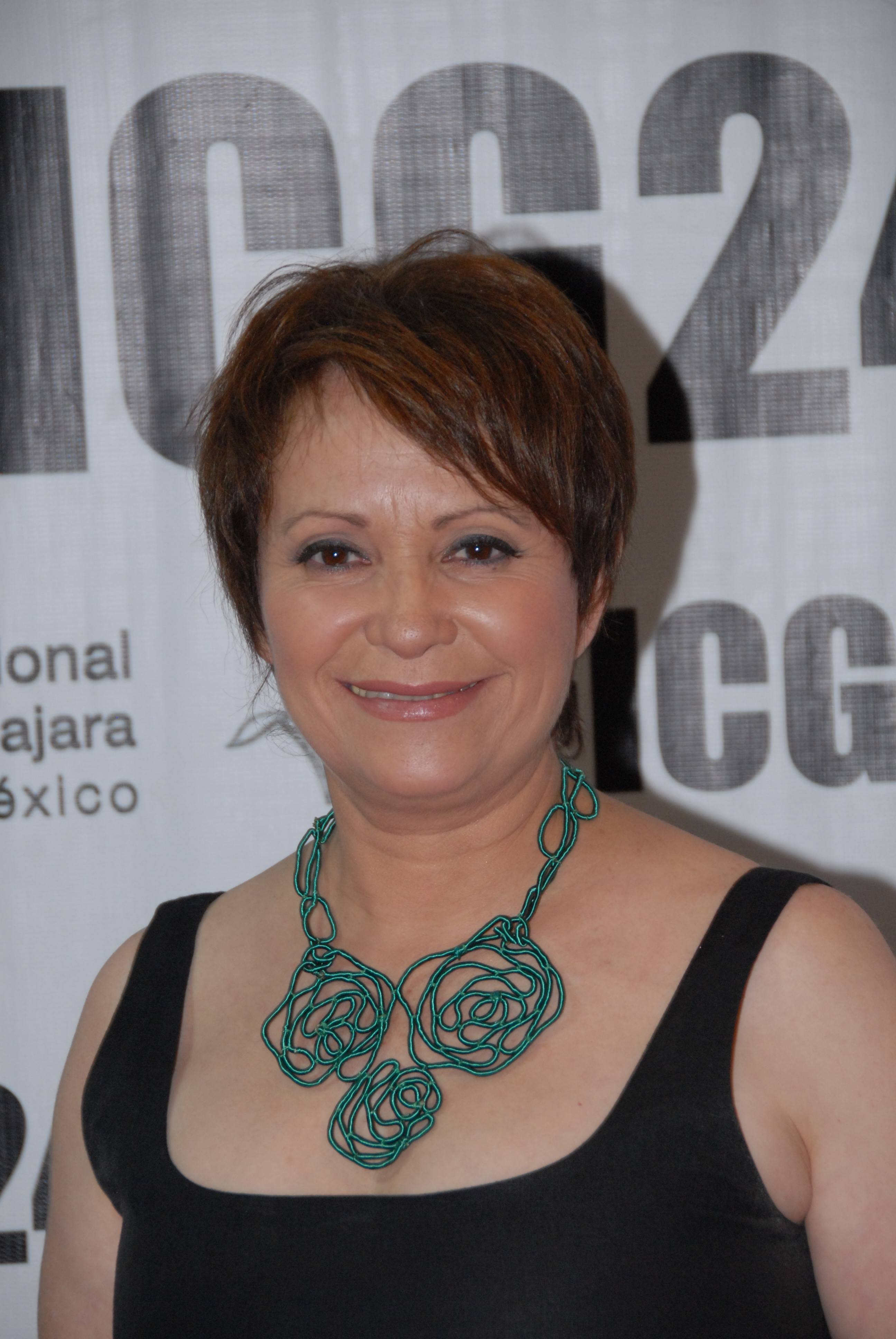 Adriana Barraza - Wallpaper