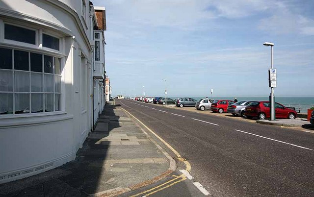 File:Beach Street, Deal - geograph.org.uk - 957741.jpg - Wikimedia ...