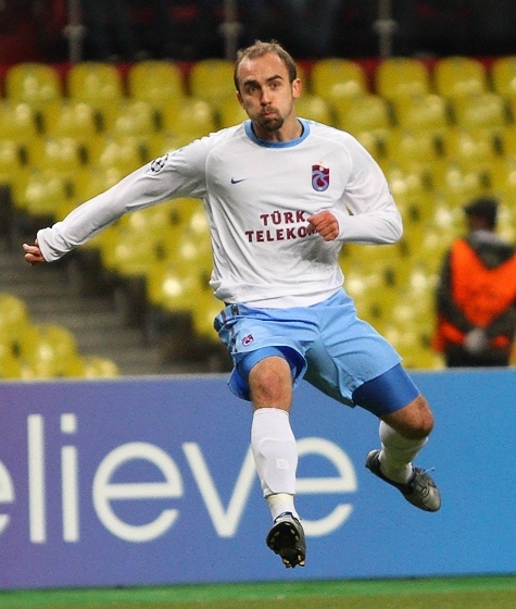 파일:Adrian Mierzejewski 2011 Trabzonspor (1).jpg