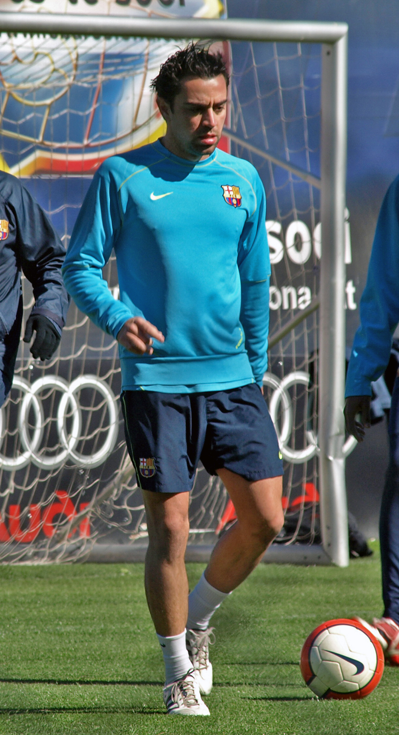 http://upload.wikimedia.org/wikipedia/commons/4/40/Xavi_Hern%C3%A1ndez_-_002.jpg