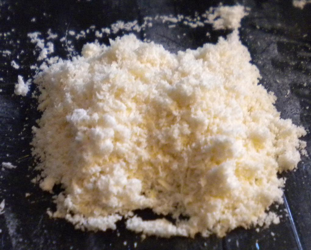 File:Mescaline Powder.jpg - Wikimedia Commons