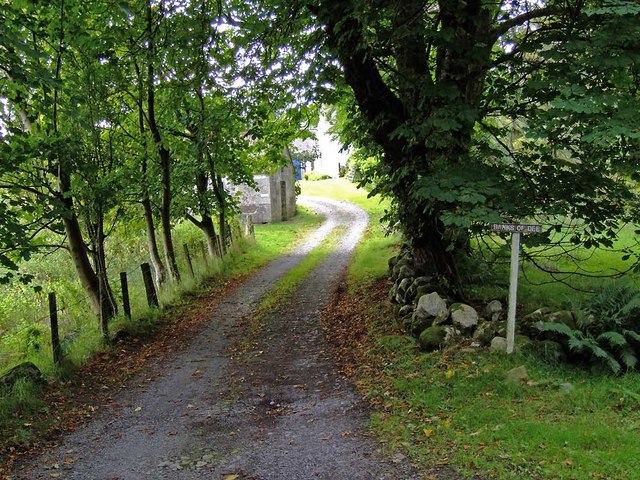 Banks of Dee - geograph.org.uk - 546472.jpg