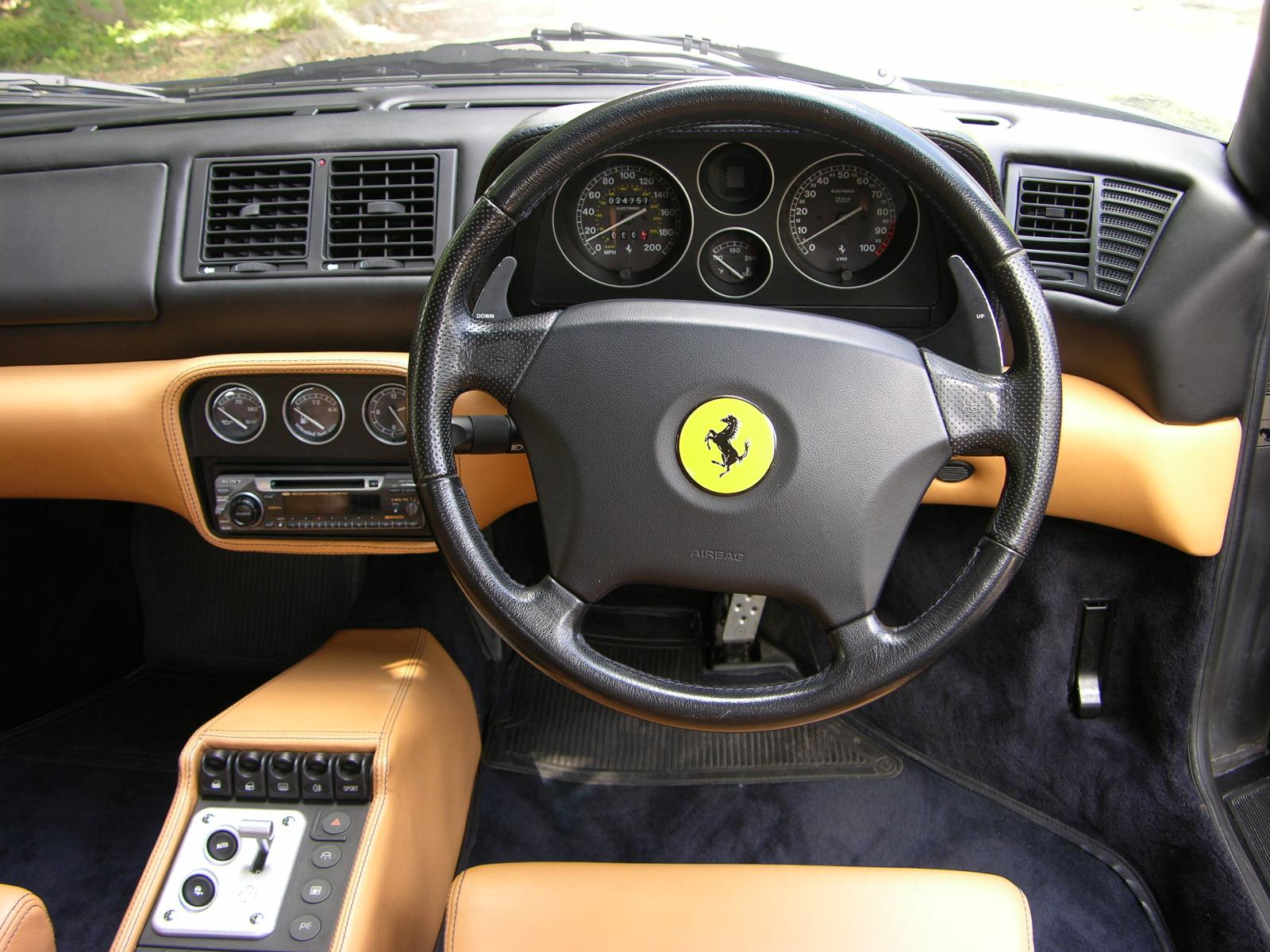 Ferrari_355_GTS_dashboard.jpg