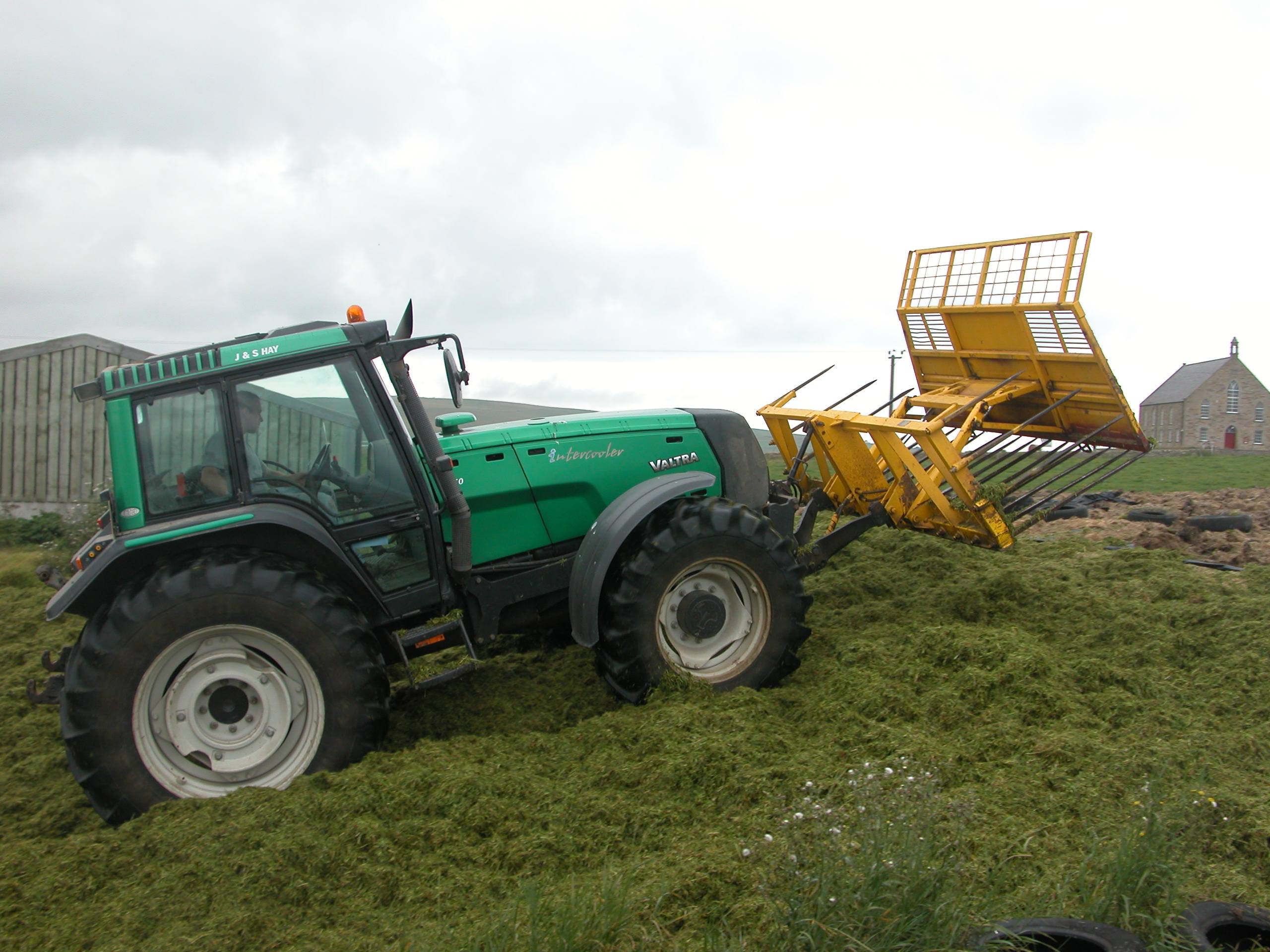 File:Valtra tractor.jpg