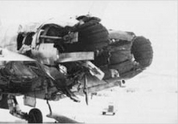 Файл:F-18A VMFAW-121 SA-7 damage1991.jpg