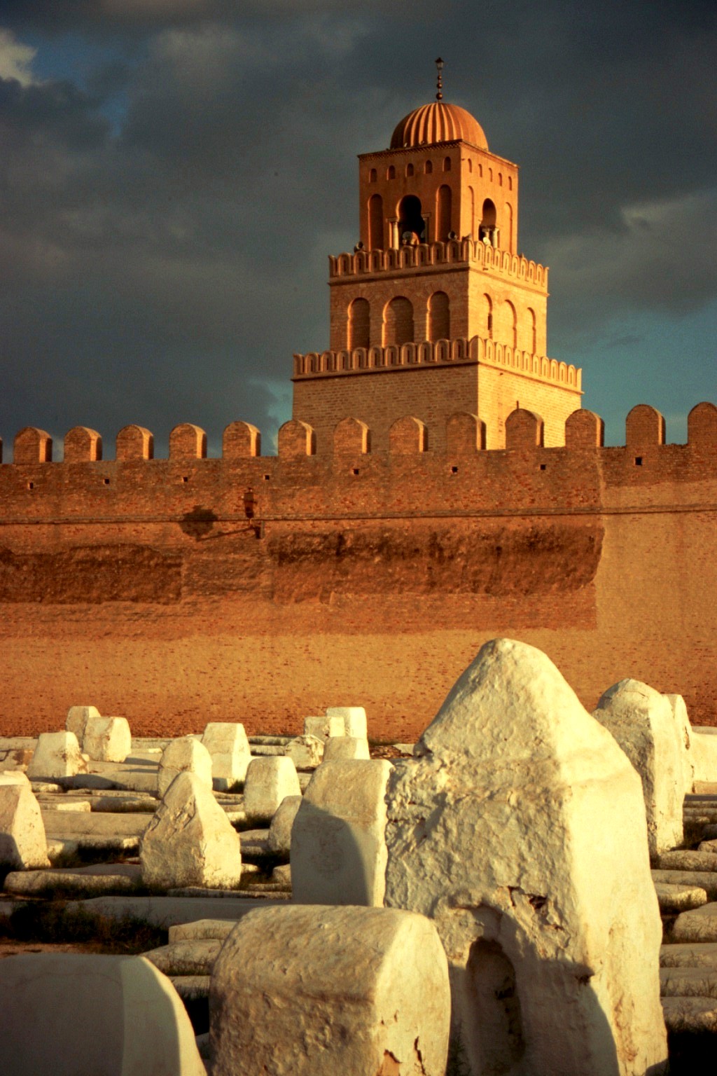 Kairouan-mosquee-cimetiere.jpg