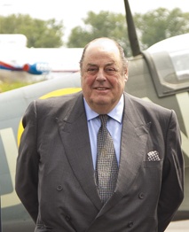 Nicholas Soames in Prague (1).jpg