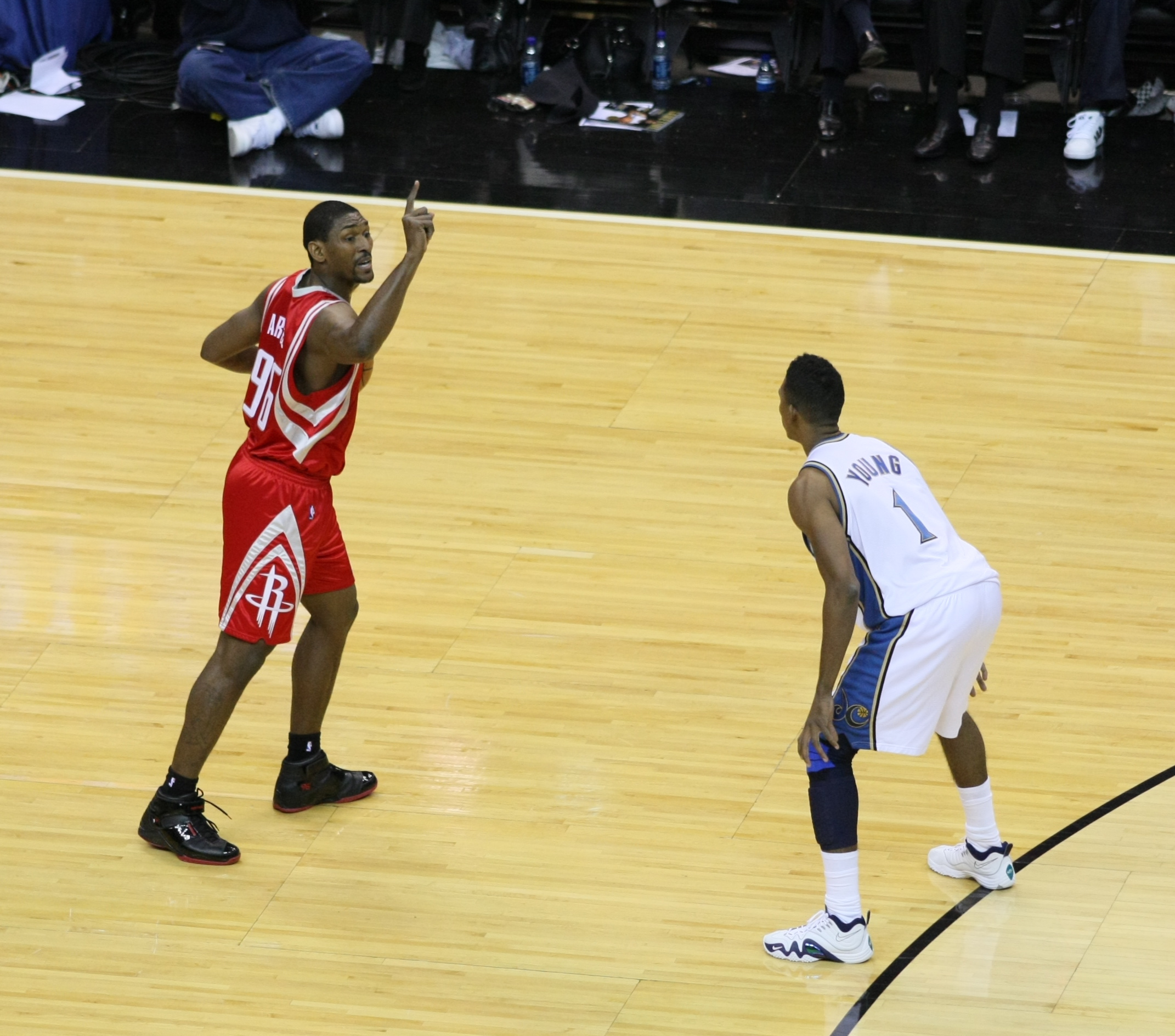 File:Ron Artest Rockets Wizards.jpg