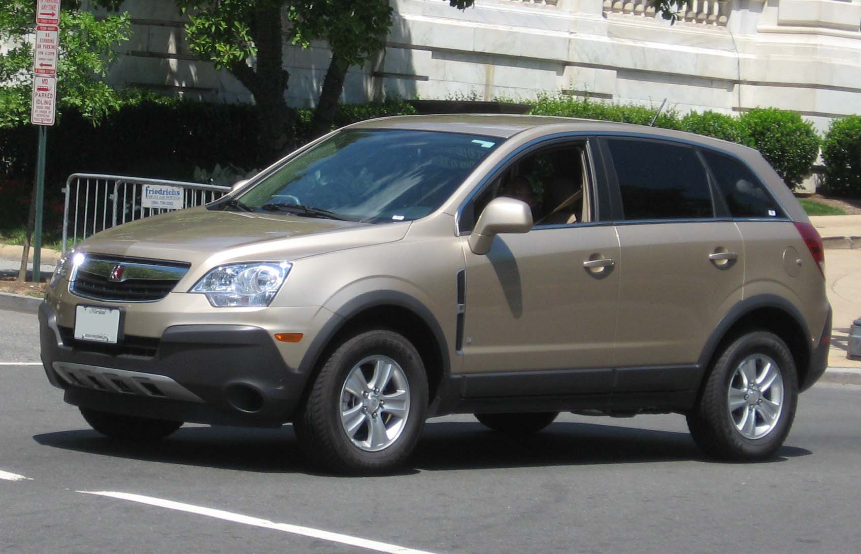 File:08-Saturn-VUE.jpg - Wikipedia, the free encyclopedia