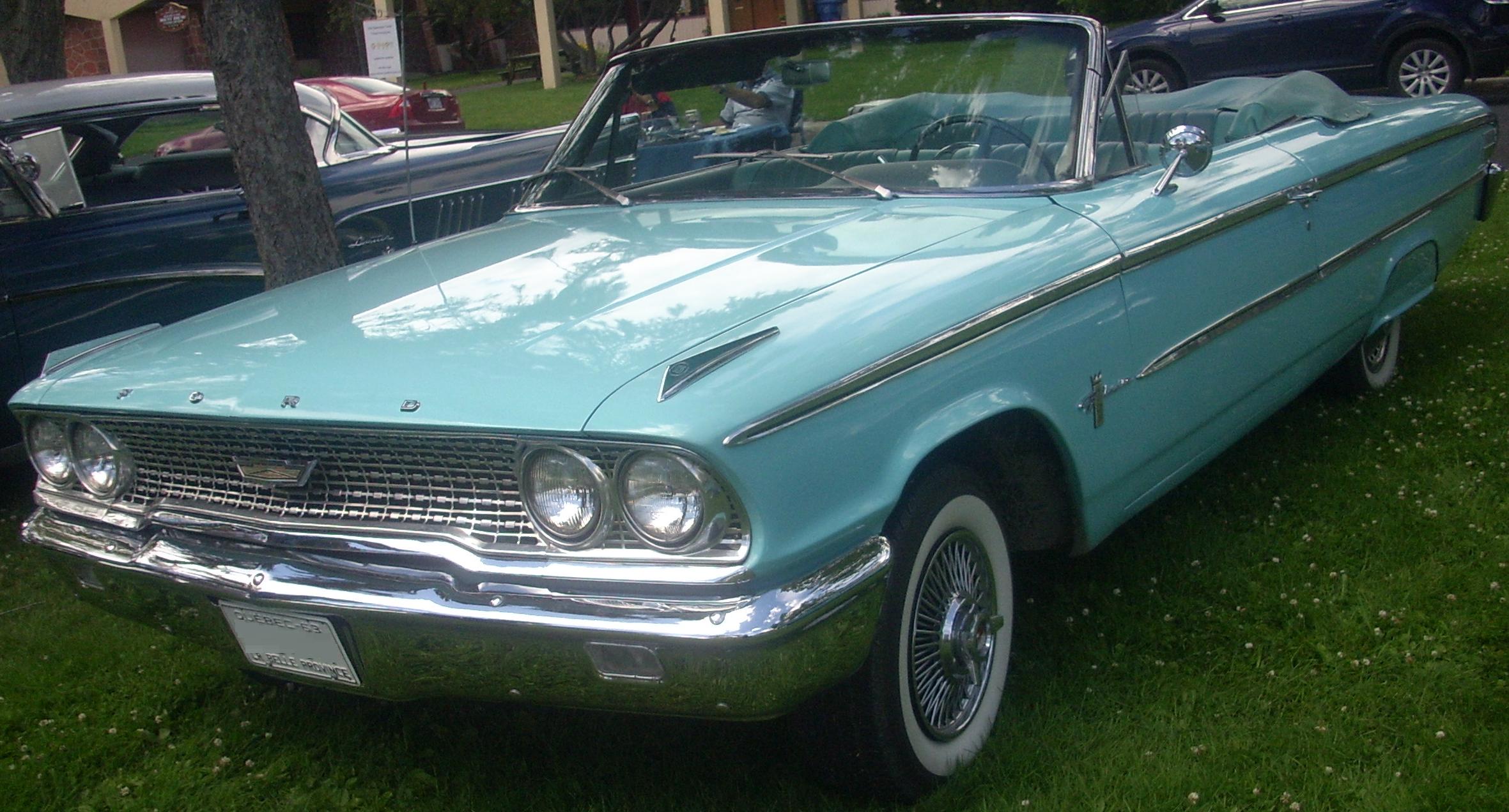 Ford Galaxie 500