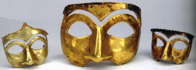 Masques d'or de Kalmakareh, Louristan, Iran. (entre -999 et -500).