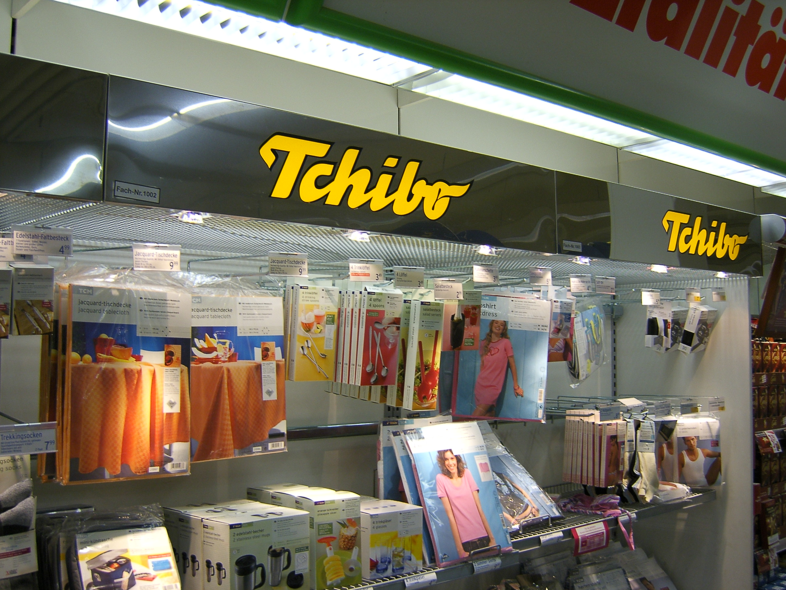 File:Tchibo shop.jpg - Wikimedia Commons