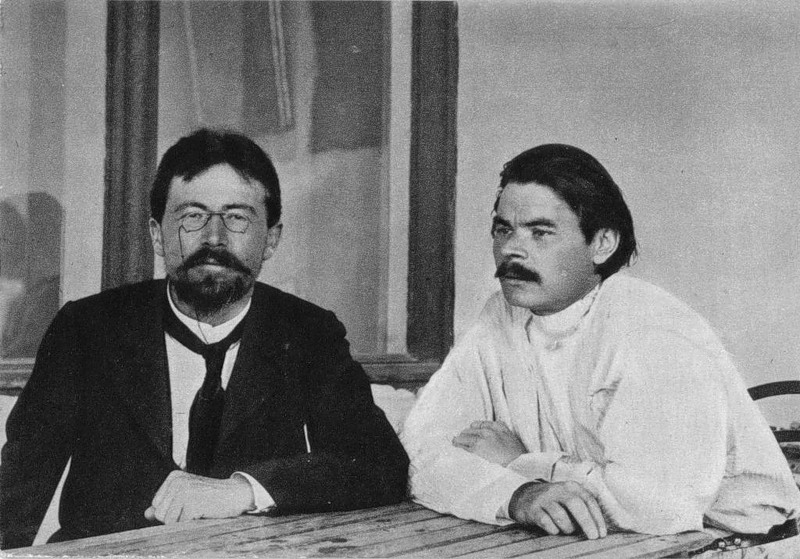 File:1900 yalta-gorky and chekhov.jpg