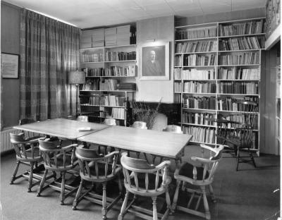 Hector Hodler Bibliothek, England 1963 - Quelle: WikiCommons